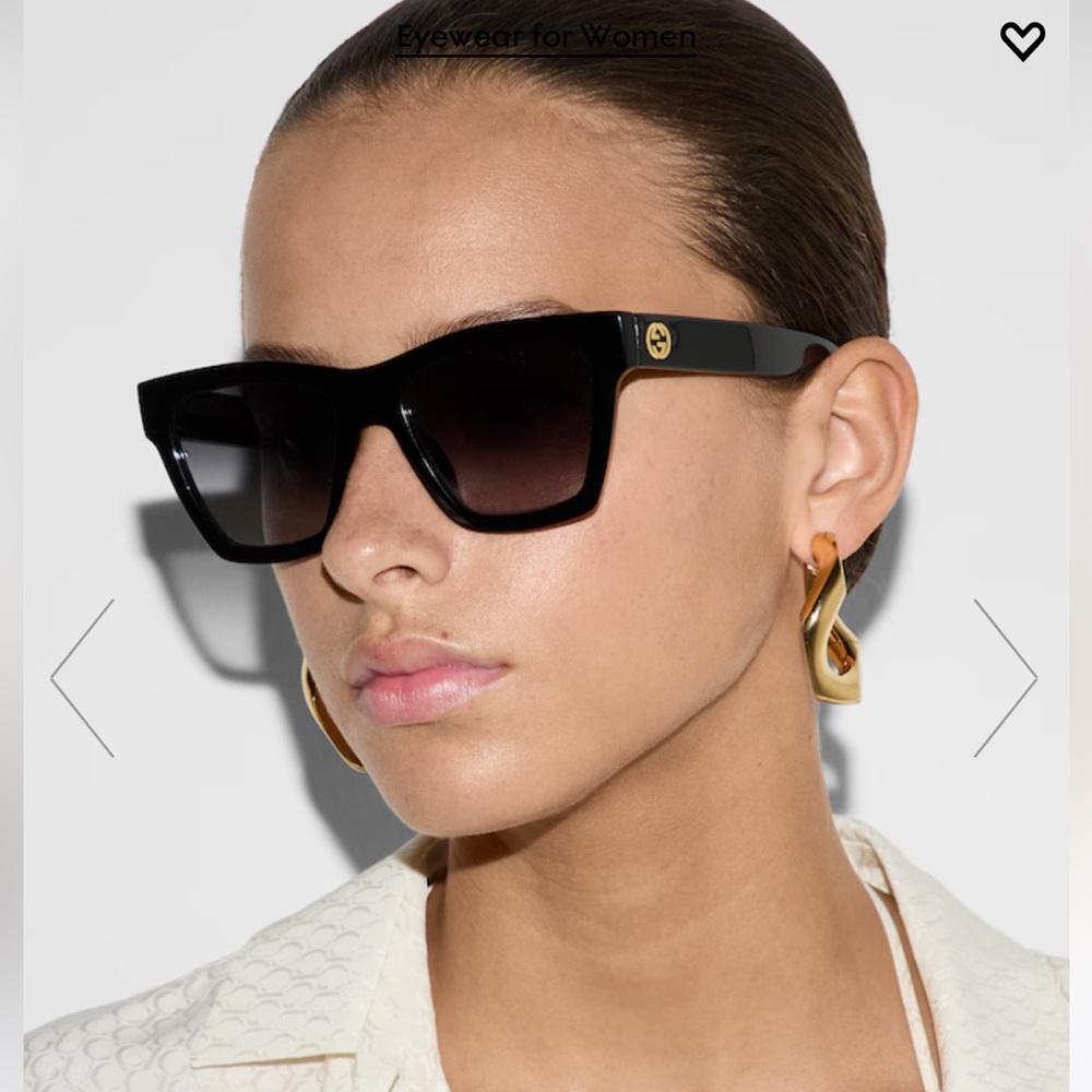 GUCCI Black Frames Sunglasses Unisex